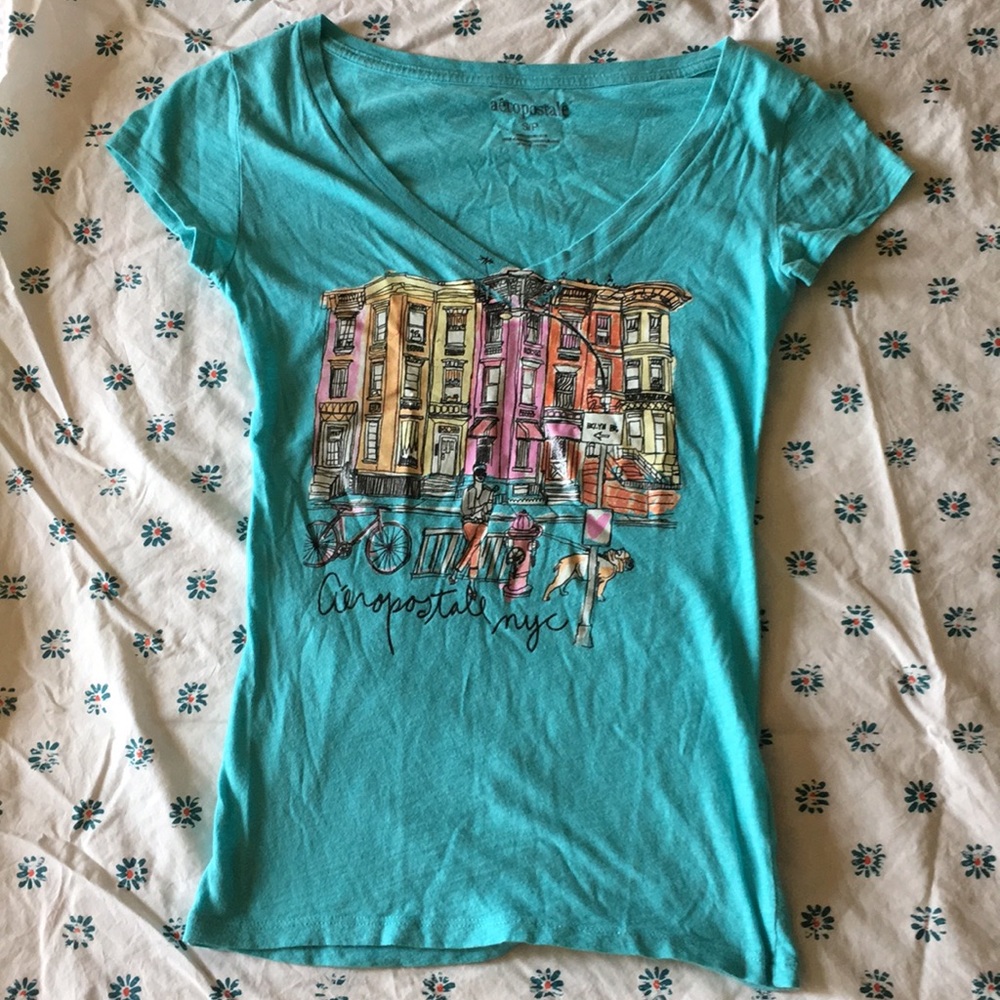 Aeropostale graphic tee